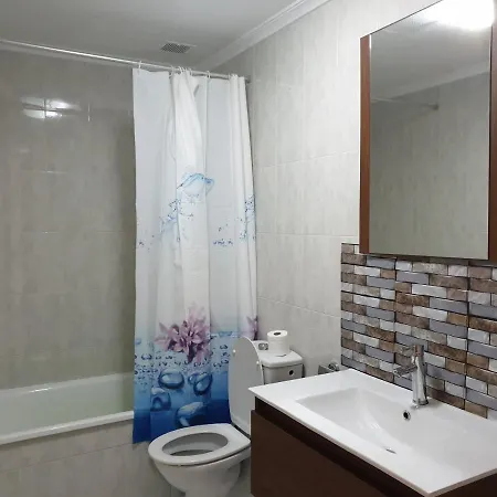 Penthouse Residencial Virginia * טורבייחה