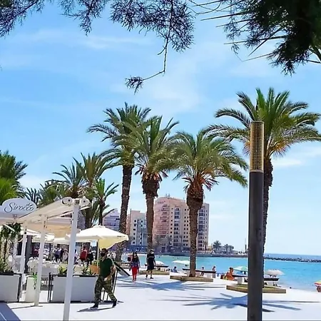 Penthouse Residencial Virginia * טורבייחה